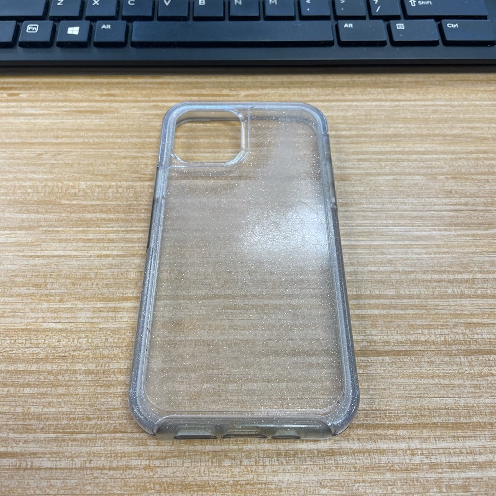 iPhone 12 Otterbox Symmetry
